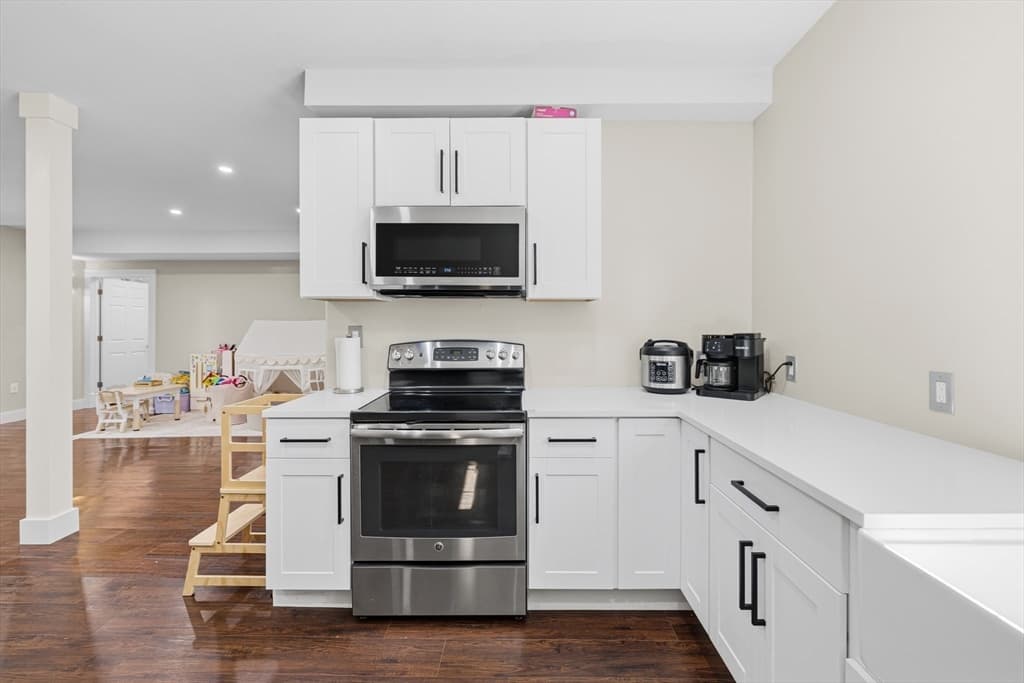 270 Brayton Rd, Tiverton RI 02878 photo 31