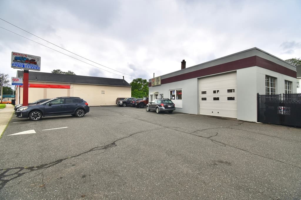 512 Saint James Avenue, Springfield MA 01109 photo 20