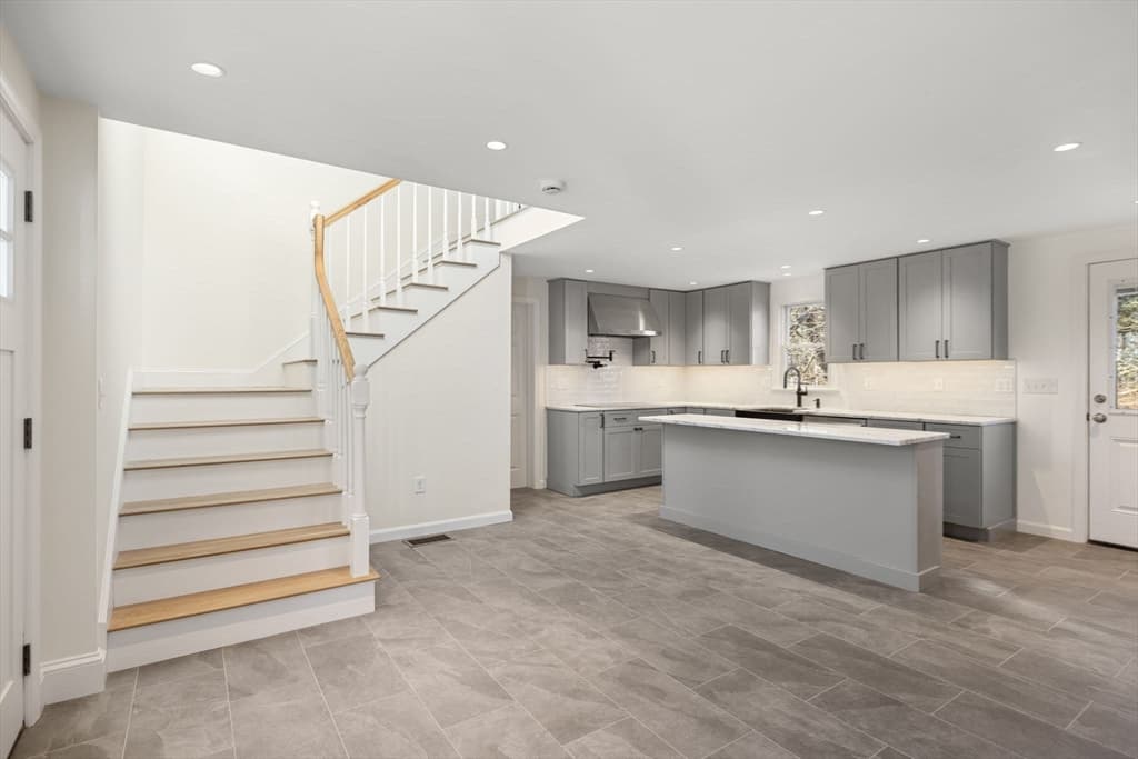 1 Shore Drive, Harwich MA 02645 photo 5