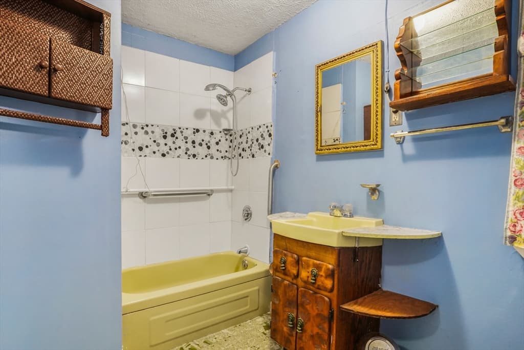 Multi Family at 1 Copley St, Boston MA 02119, photo 22 of 29