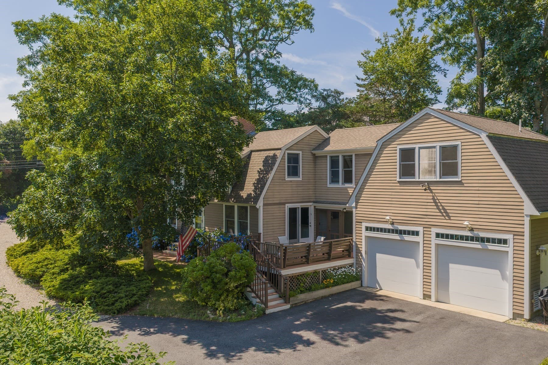 Single Family Residence at 537 W Falmouth Hwy, Falmouth MA 02540, Falmouth, photo 2 of 42