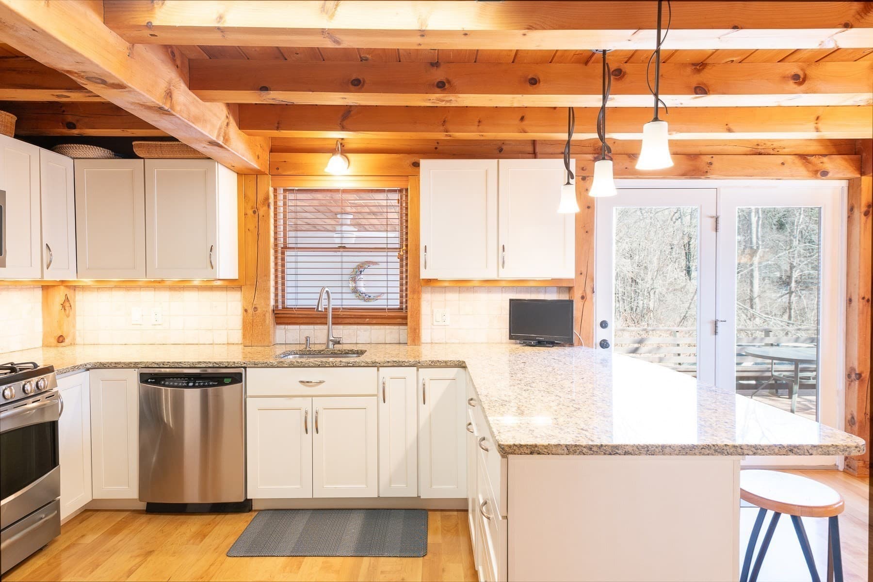 Single Family Residence at 537 W Falmouth Hwy, Falmouth MA 02540, Falmouth, photo 16 of 42