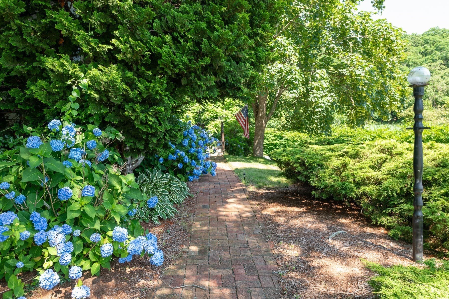 Single Family Residence at 537 W Falmouth Hwy, Falmouth MA 02540, Falmouth, photo 3 of 42