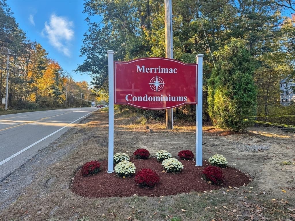 Condominium at 66 Compass Pt # 66, North Andover MA 01845, North Andover, photo 6 of 42