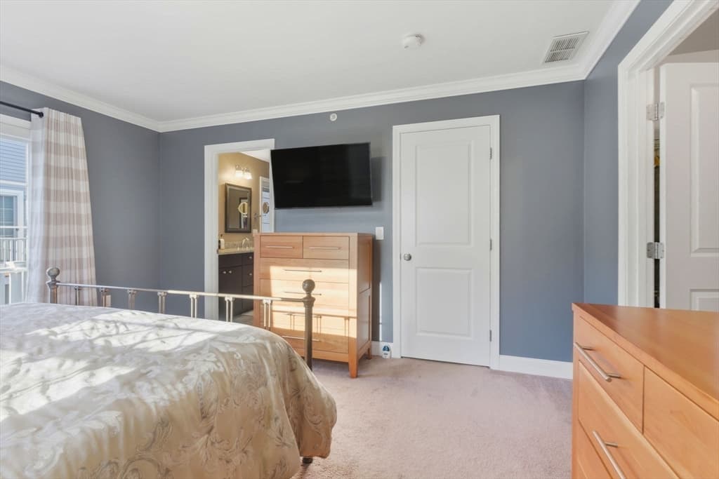 Condominium at 66 Compass Pt # 66, North Andover MA 01845, North Andover, photo 31 of 42