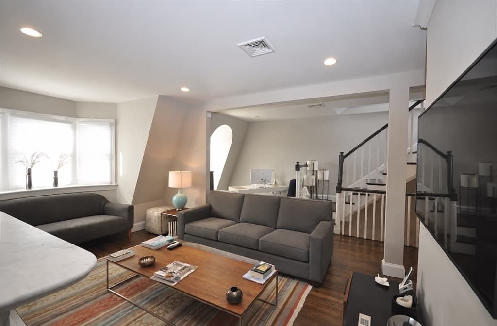 Condominium at 123 W Newton St # 2, Boston MA 02118, photo 3 of 28
