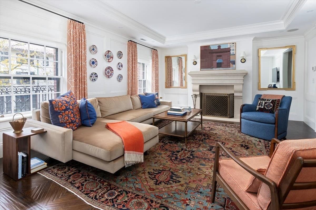 142 Chestnut St # 9, Boston MA 02108