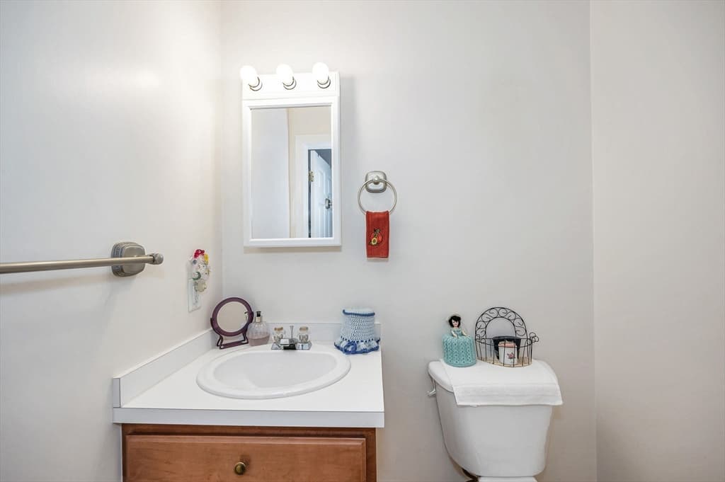 39 Broadway # 305, Malden MA 02148 photo 15