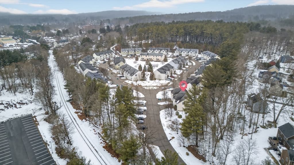 Condominium at 1 Knowlton Circle # 1, Upton MA 01568, photo 22 of 26
