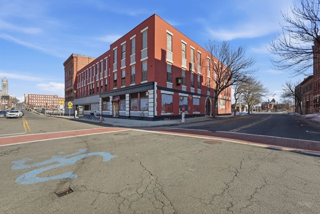 5+ Family - 5+ Units Up/Down at 345-363 Dwight Street, Holyoke MA 01040, Holyoke, photo 8 of 13