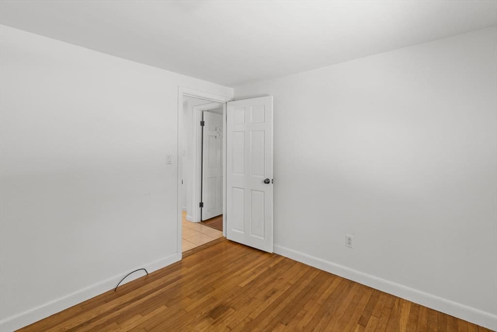 Single Family Residence at 351 Swift Ave, Barnstable MA 02655, photo 16 of 24