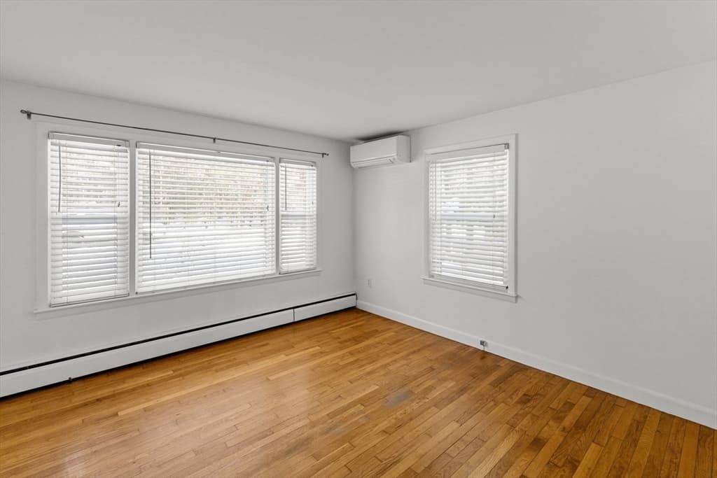 Single Family Residence at 351 Swift Ave, Barnstable MA 02655, photo 20 of 24