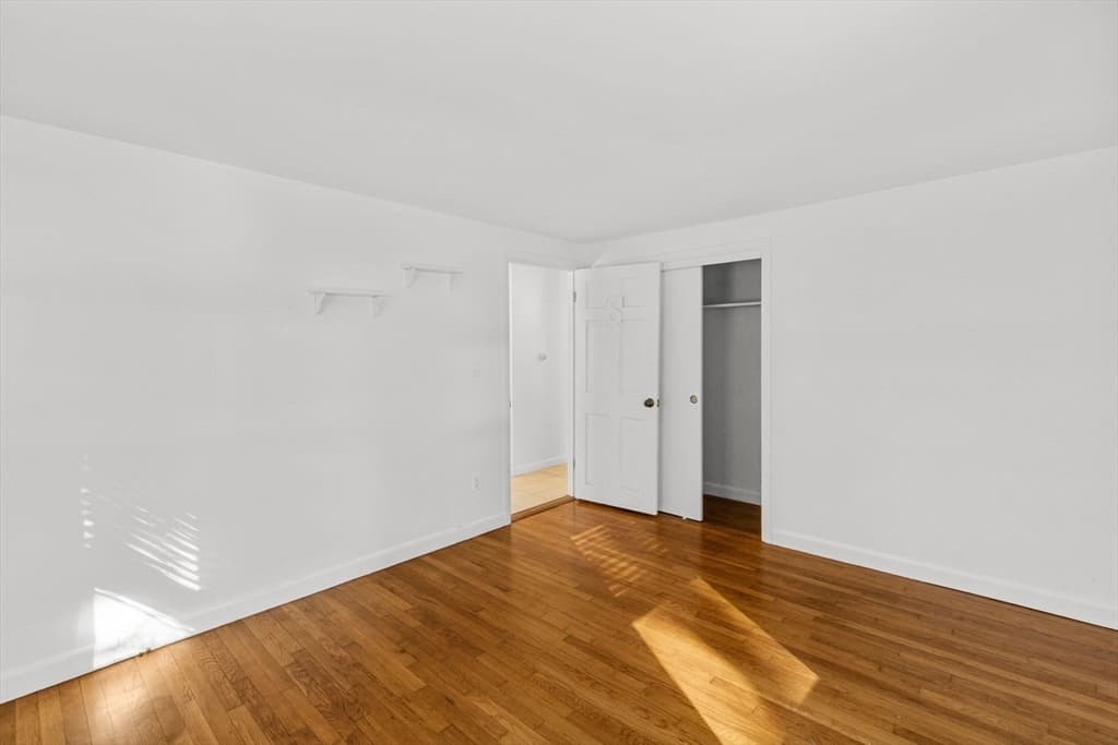 Single Family Residence at 351 Swift Ave, Barnstable MA 02655, photo 18 of 24