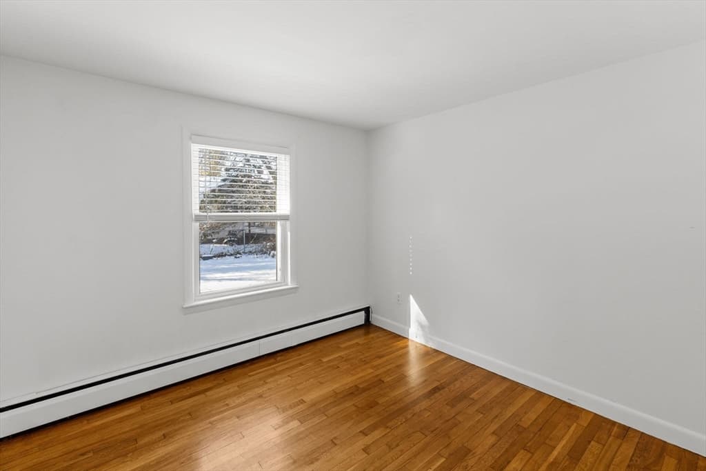 Single Family Residence at 351 Swift Ave, Barnstable MA 02655, photo 15 of 24