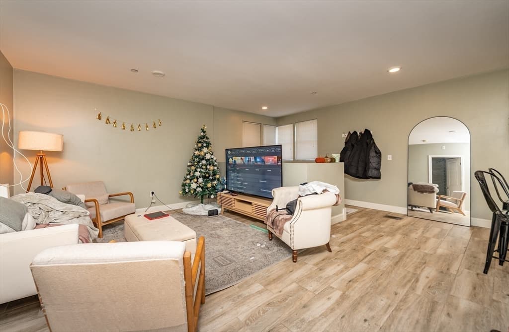 5+ Family - 5+ Units Side by Side at 10 Roxbury Street, Boston MA 02119, Boston, photo 9 of 20