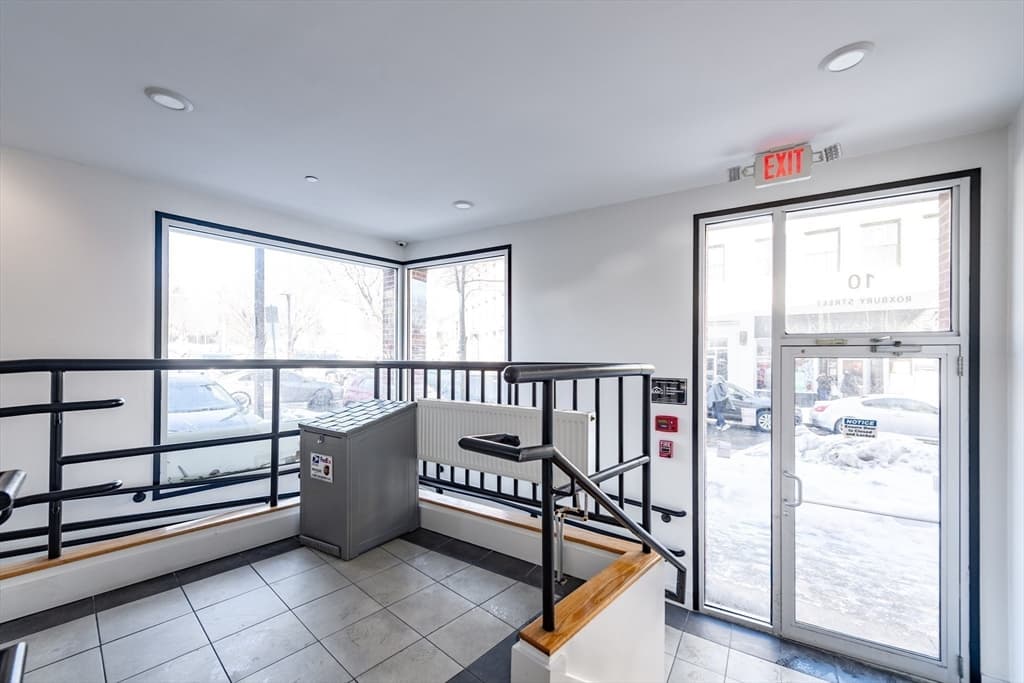 5+ Family - 5+ Units Side by Side at 10 Roxbury Street, Boston MA 02119, Boston, photo 4 of 20