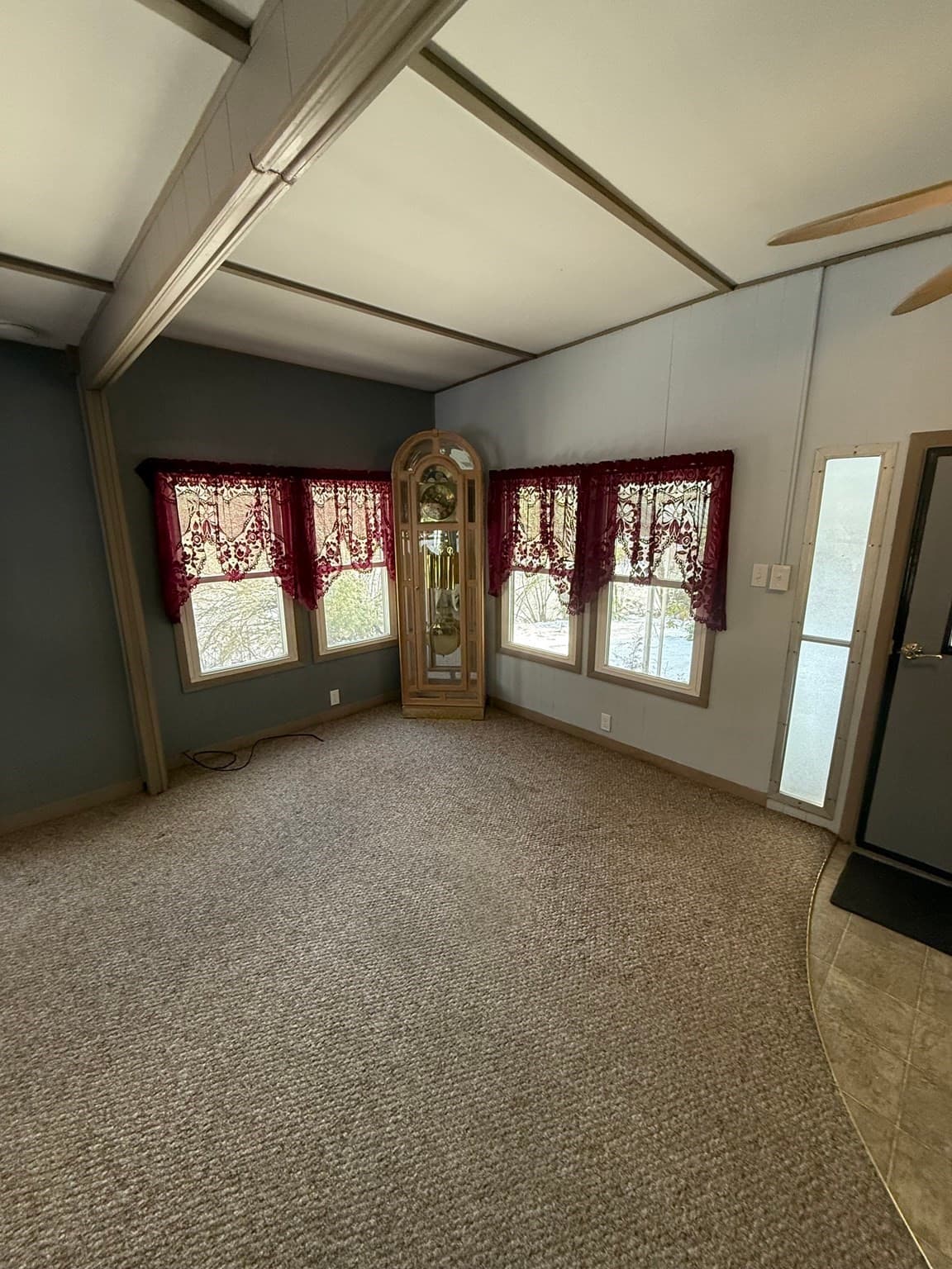 Mobile Home at 4 Center Street, Brimfield MA 01010, photo 8 of 16