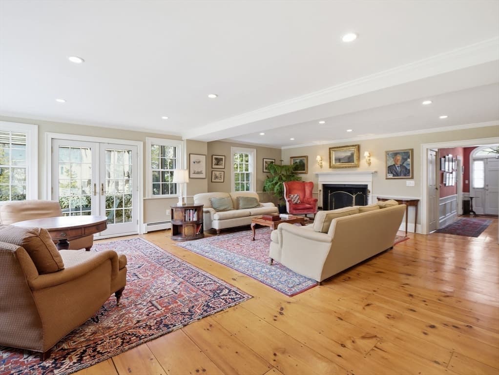 Single Family Residence at 49 Salem St, Andover MA 01810, photo 7 of 39