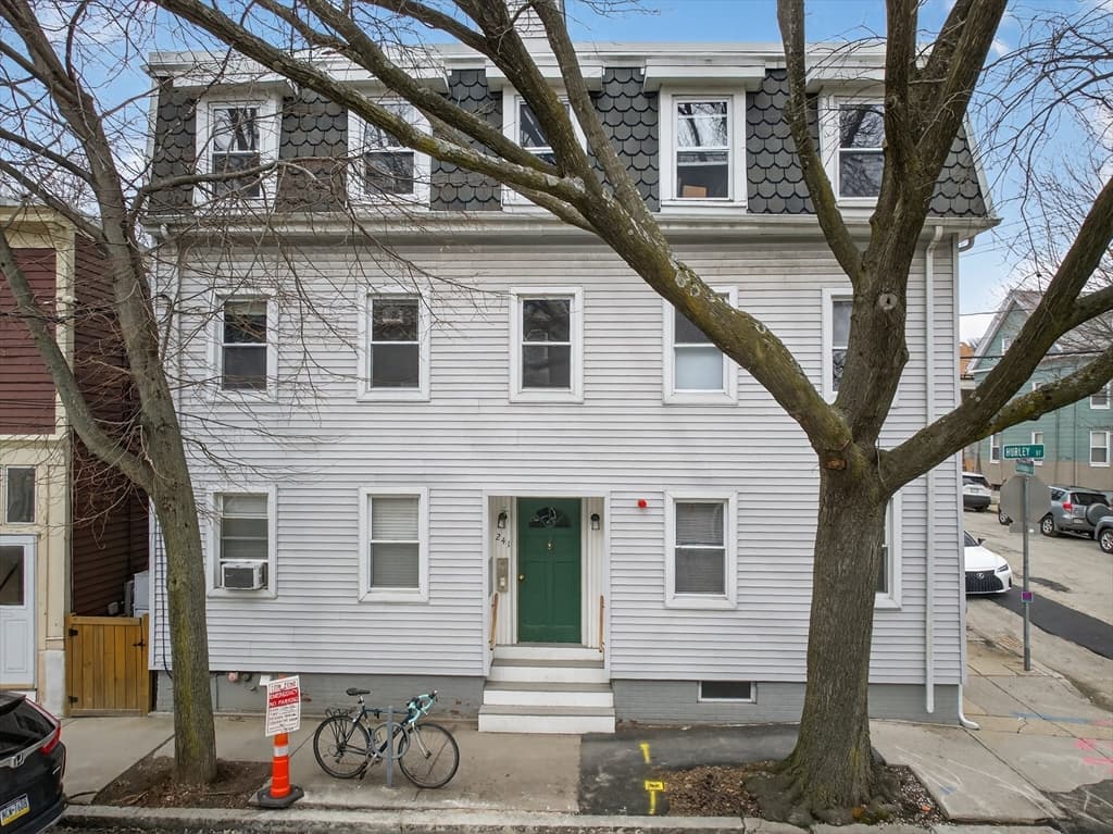 Condominium at 241 Hurley St # 1, Cambridge MA 02141, Cambridge, photo 13 of 15
