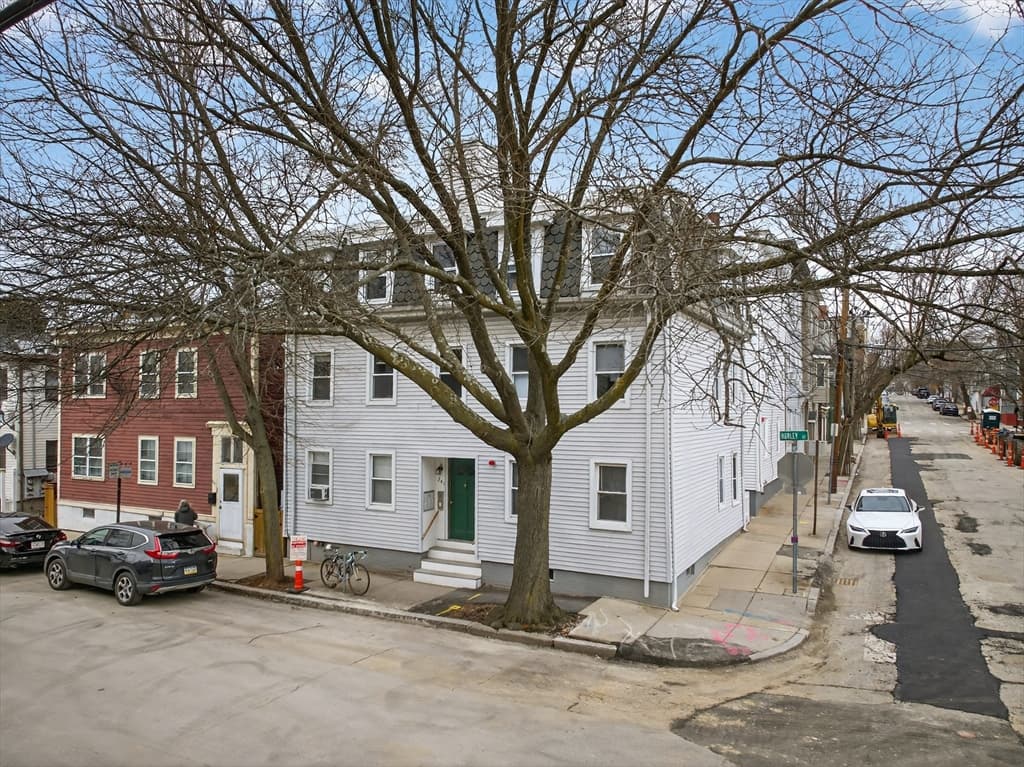 Condominium at 241 Hurley St # 1, Cambridge MA 02141, Cambridge, photo 12 of 15