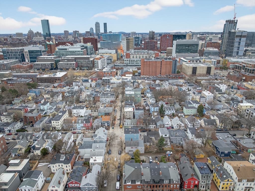 Condominium at 241 Hurley St # 1, Cambridge MA 02141, Cambridge, photo 14 of 15