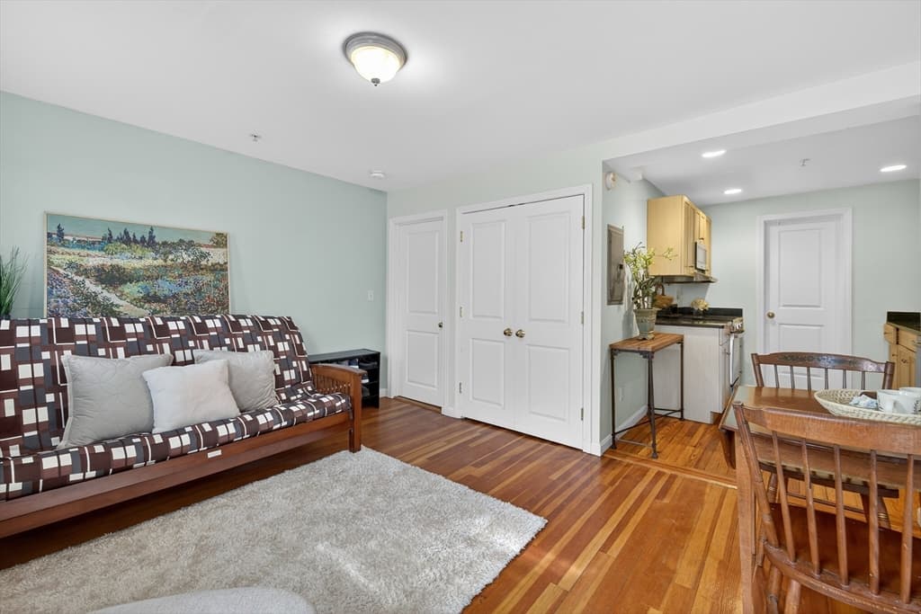 Condominium at 241 Hurley St # 1, Cambridge MA 02141, Cambridge, photo 4 of 15