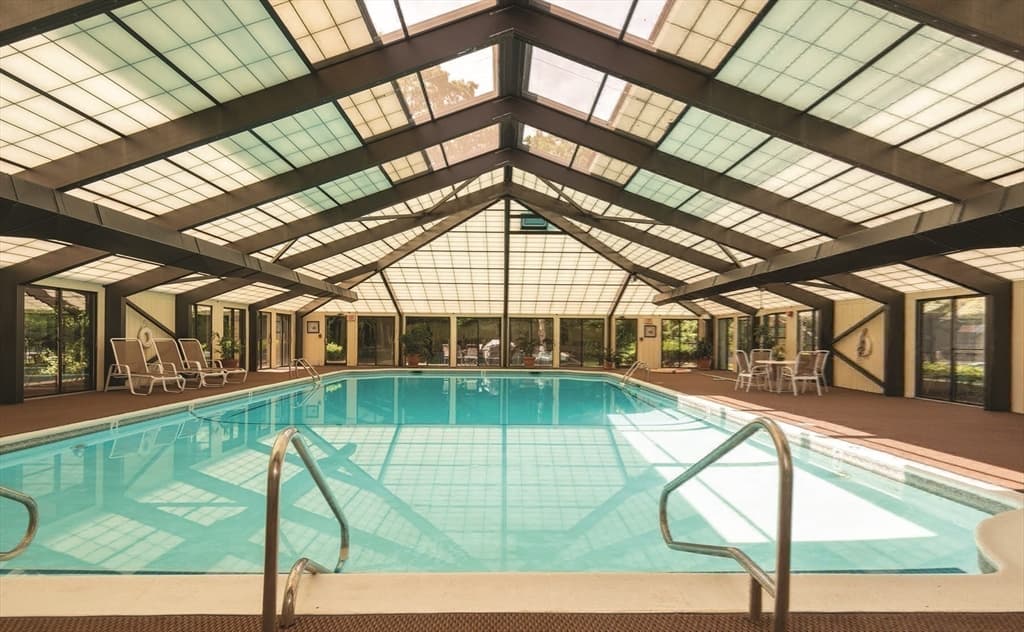 Condominium at 250 Hammond Pond Parkway # 1111S, Newton MA 02467, Newton, photo 24 of 28