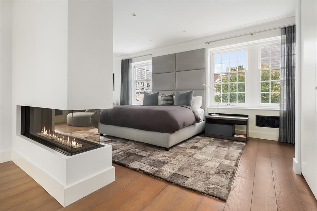 Condominium at 41 Mt Vernon Street # V, Boston MA 02108, photo 12 of 23