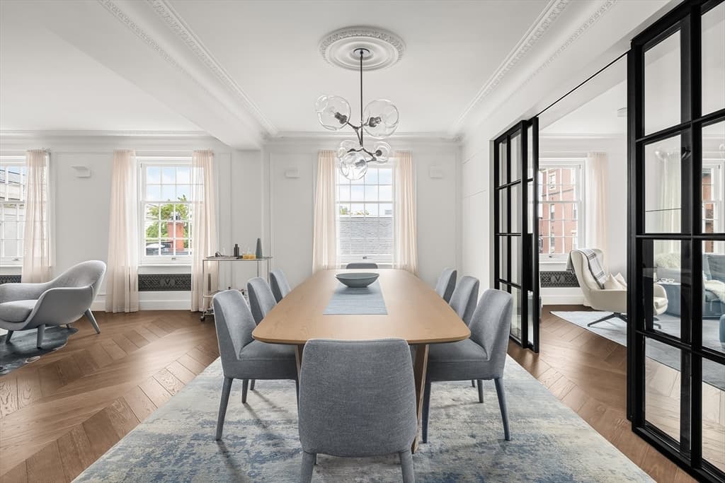 Condominium at 41 Mt Vernon Street # V, Boston MA 02108, photo 5 of 23
