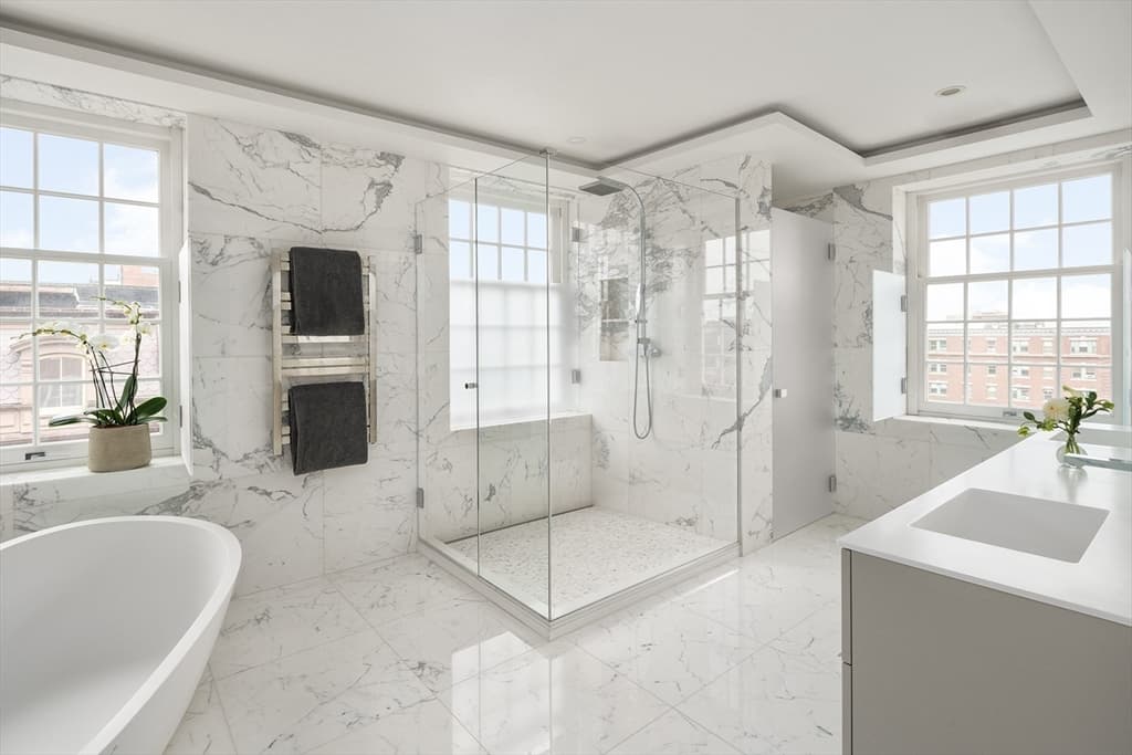 Condominium at 41 Mt Vernon Street # V, Boston MA 02108, photo 14 of 23