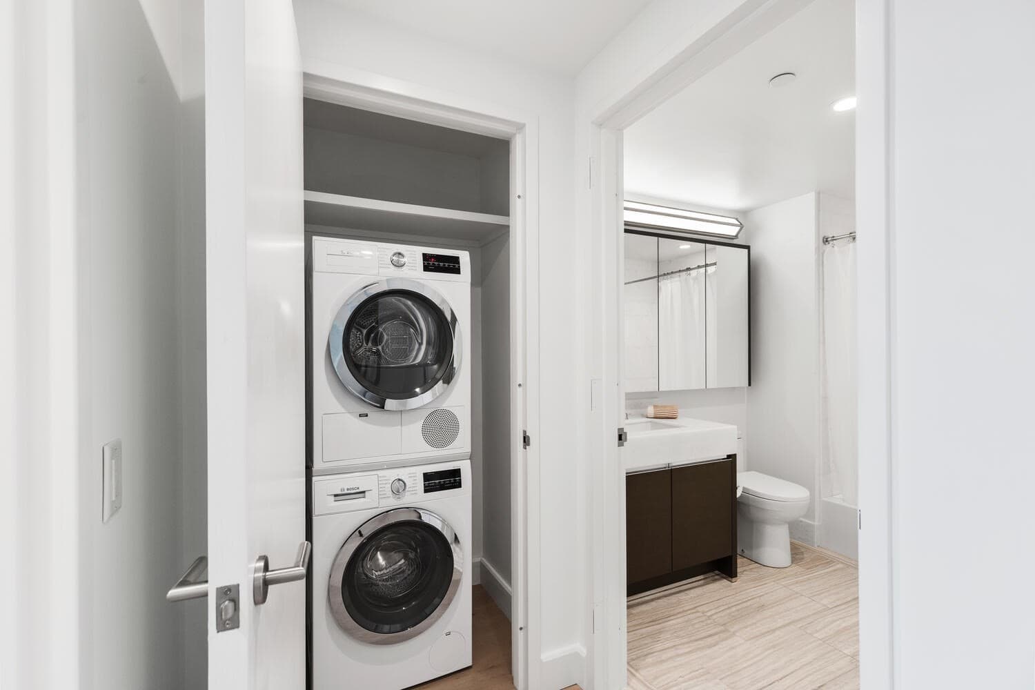 Condominium at 100 Lovejoy Wharf # 8H, Boston MA 02114, photo 13 of 26