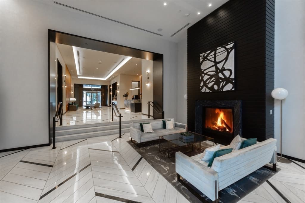 Condominium at 135 Seaport Blvd # 1607, Boston MA 02210, photo 10 of 17