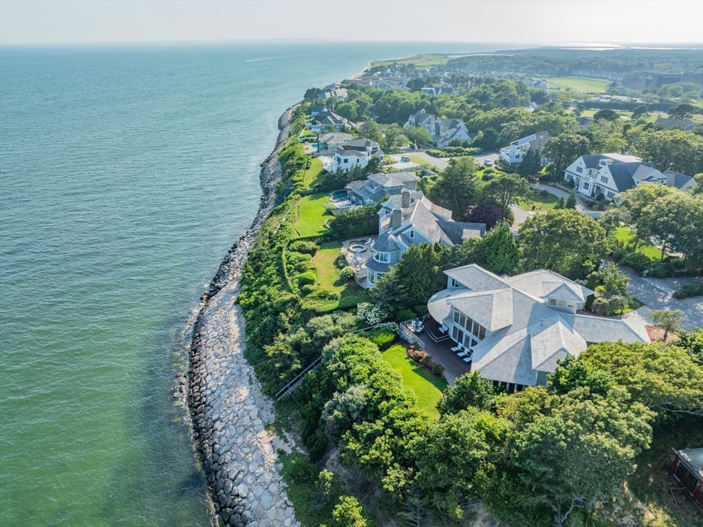 40 Triton Way, Mashpee MA 02649 photo 2