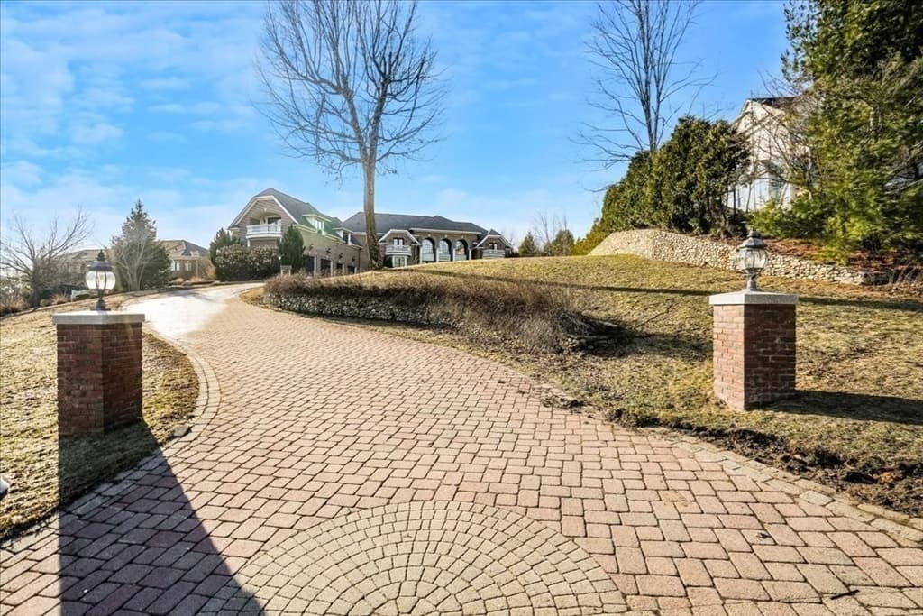 Single Family Residence at 3 Regency Ridge, Andover MA 01810, Andover, photo 34 of 39