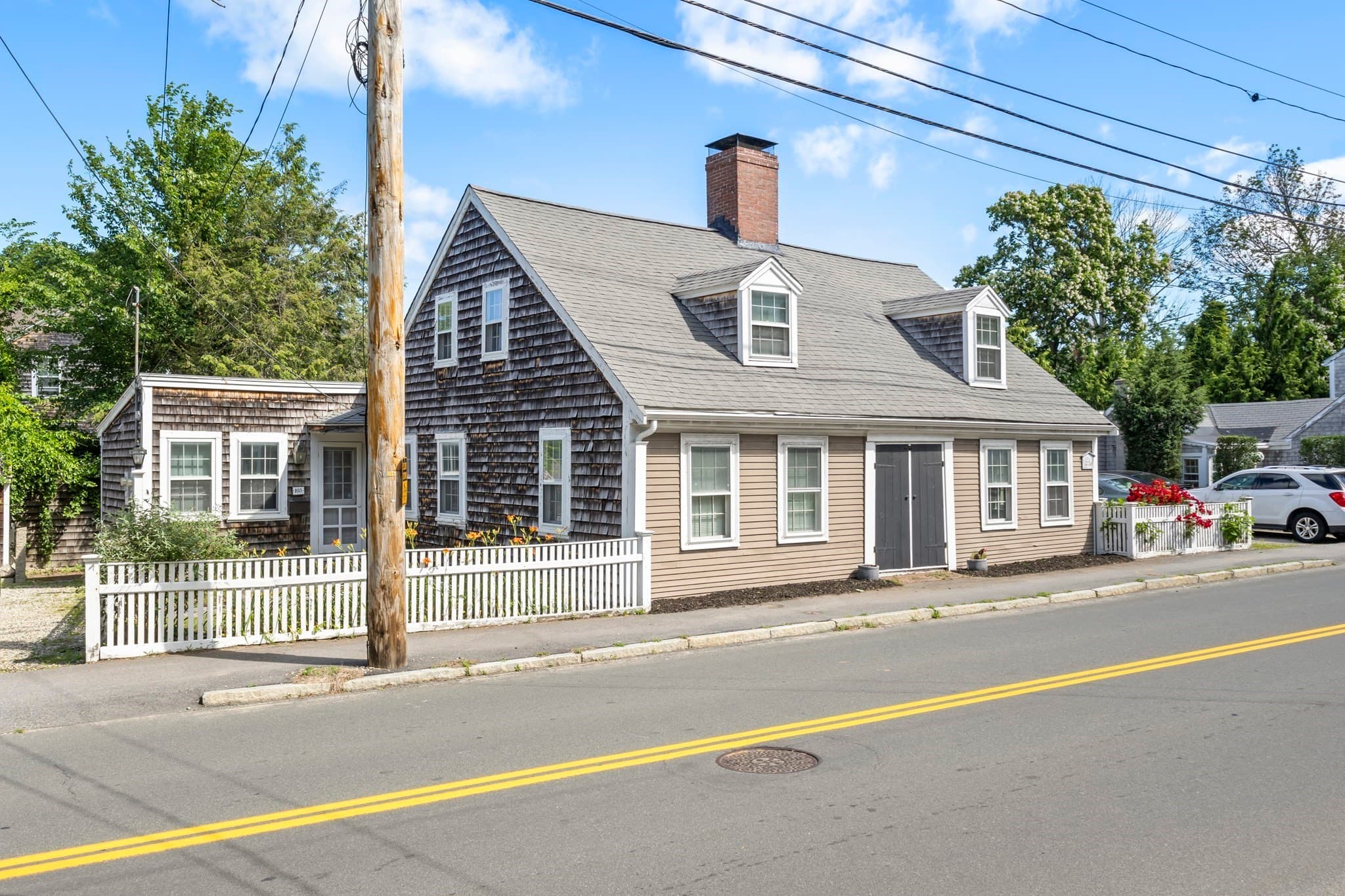 Multi Family at 191-193 South St, Hingham MA 02043, photo 42 of 42
