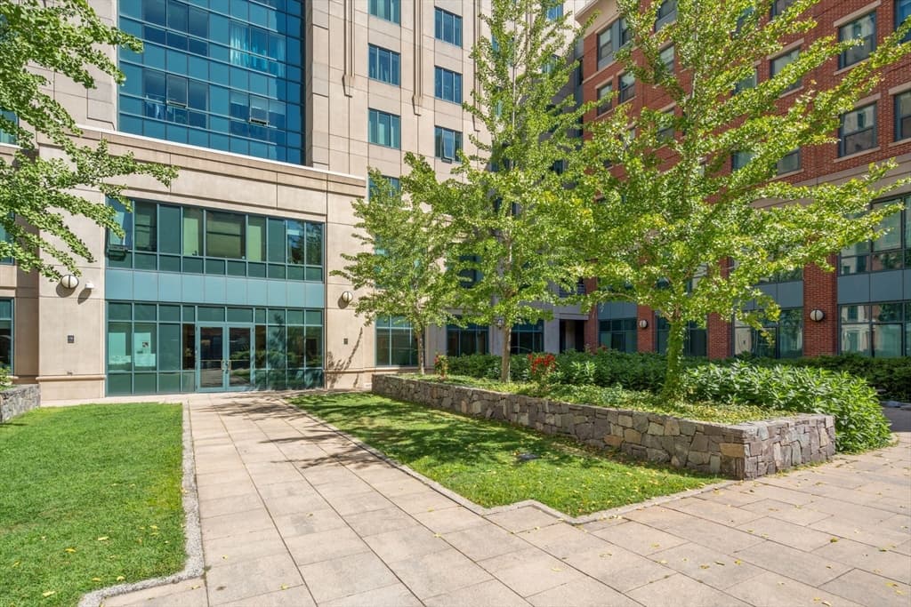 Condominium at 1 Nassau St # 1103, Boston MA 02111, photo 14 of 16