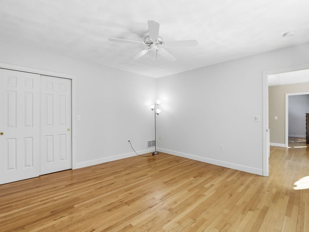 Single Family Residence at 2 Pipers Gln, Andover MA 01810, photo 34 of 42