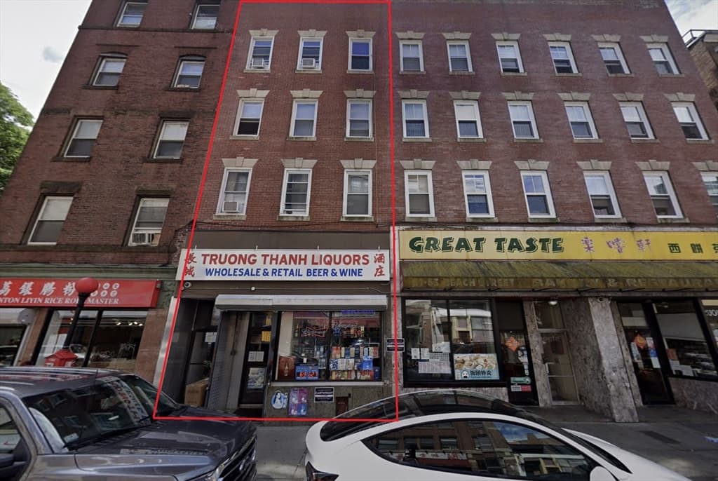 5+ Family - Rooming House at 65-65A Beach Street, Boston MA 02111, photo 2 of 13