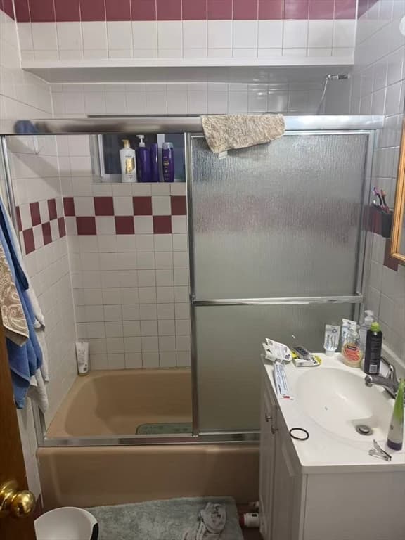 5+ Family - Rooming House at 65-65A Beach Street, Boston MA 02111, photo 8 of 13
