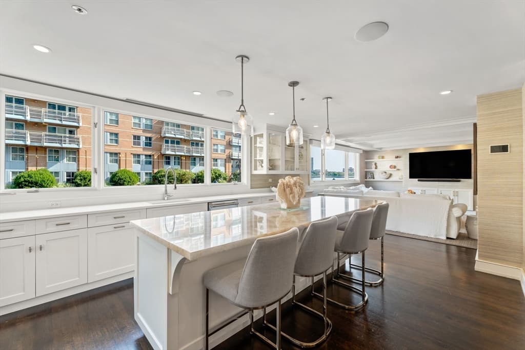 Condominium at 50 Battery St # 104, Boston MA 02109, photo 14 of 39