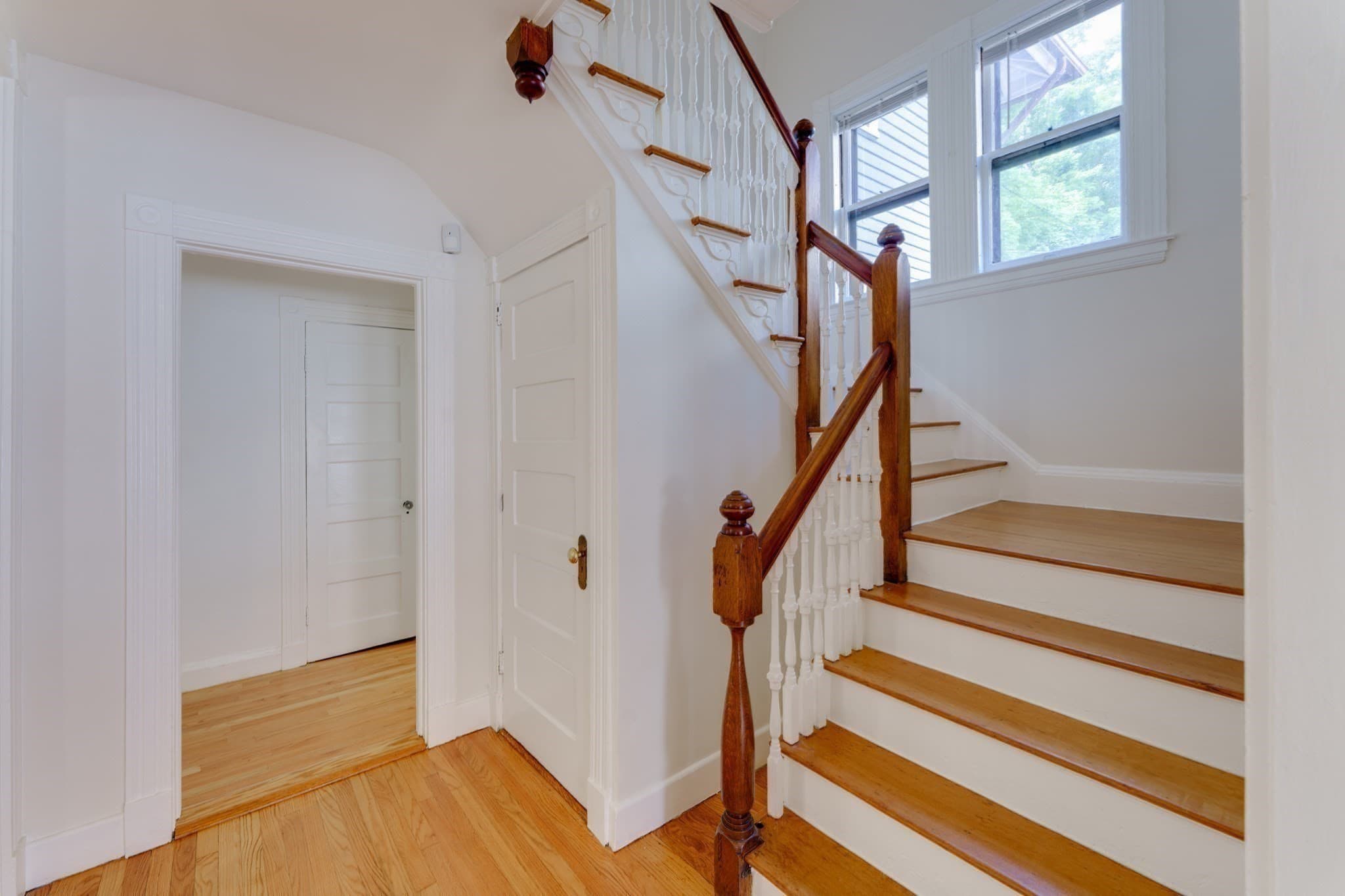 Single Family Residence at 30 Firglade Ave, Springfield MA 01108, Springfield, photo 7 of 29