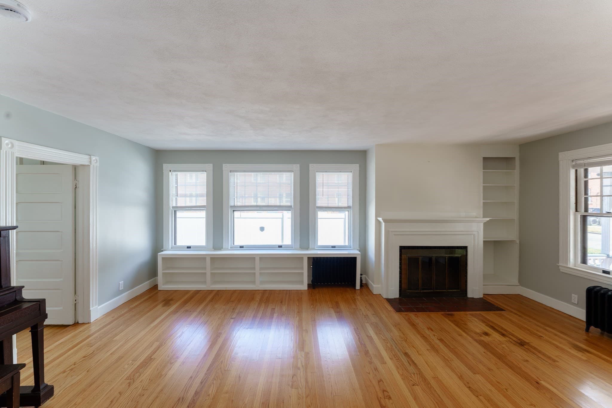 Single Family Residence at 30 Firglade Ave, Springfield MA 01108, Springfield, photo 10 of 29