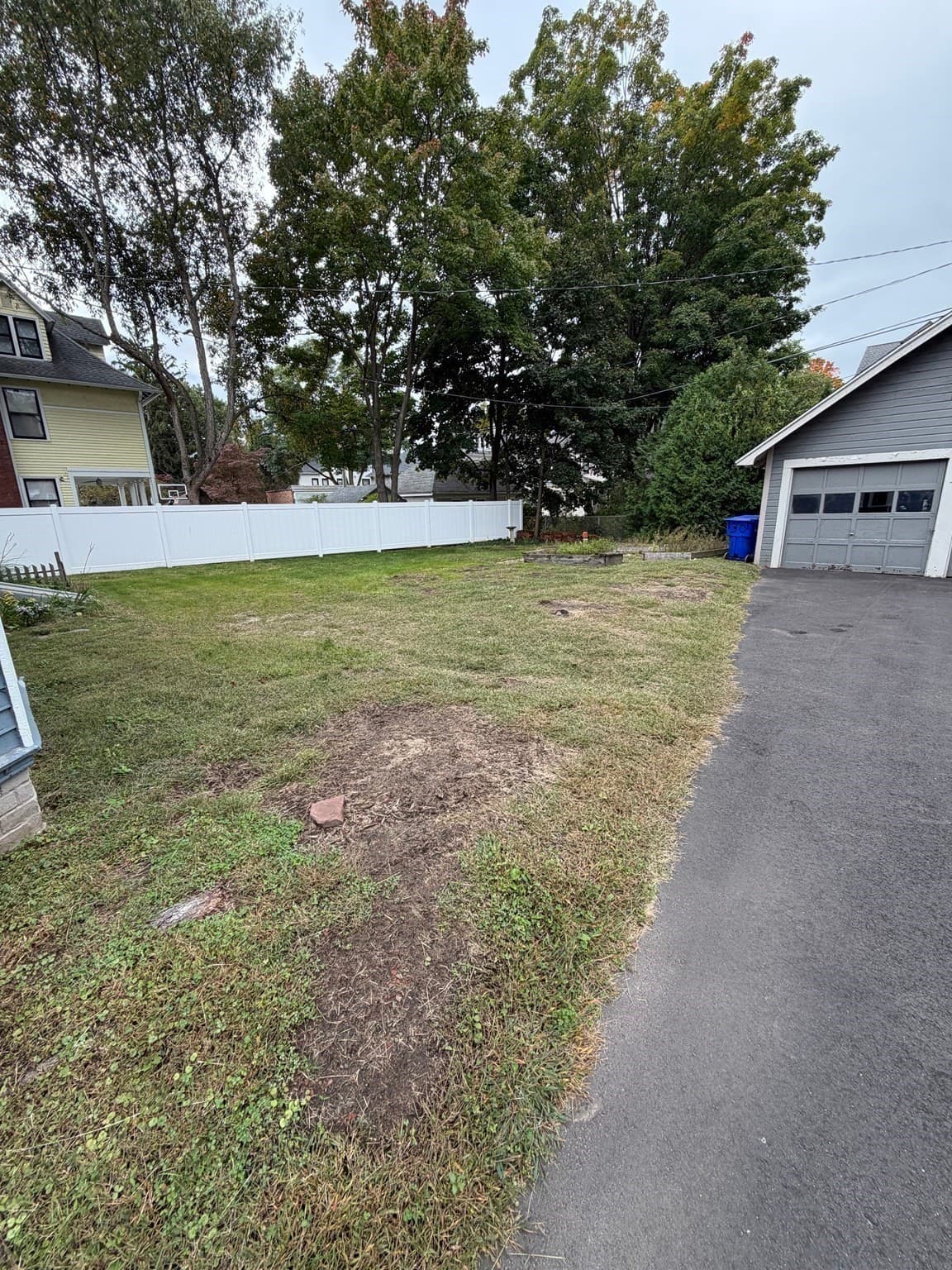 Single Family Residence at 30 Firglade Ave, Springfield MA 01108, Springfield, photo 4 of 29
