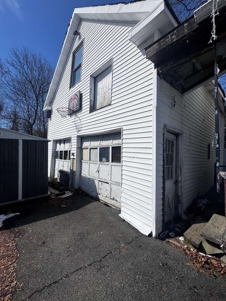 Multi Family at 21 Park St, Athol MA 01331, photo 5 of 8