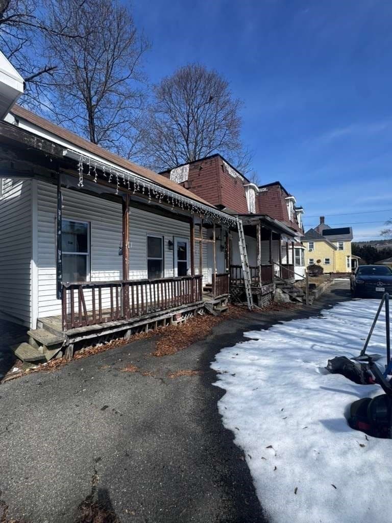 Multi Family at 21 Park St, Athol MA 01331, photo 4 of 8