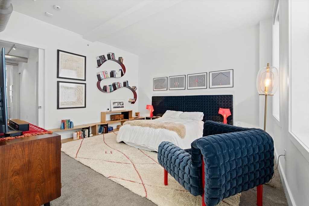 Condominium at 43 Winter St # 4, Boston MA 02108, photo 19 of 24