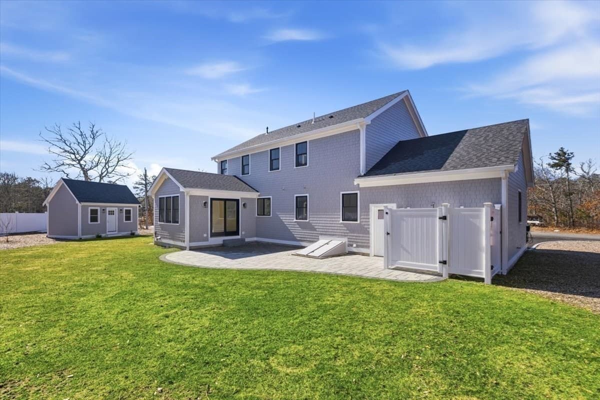 Single Family Residence at 58 Old Chatham Rd, Brewster MA 02631, photo 14 of 40