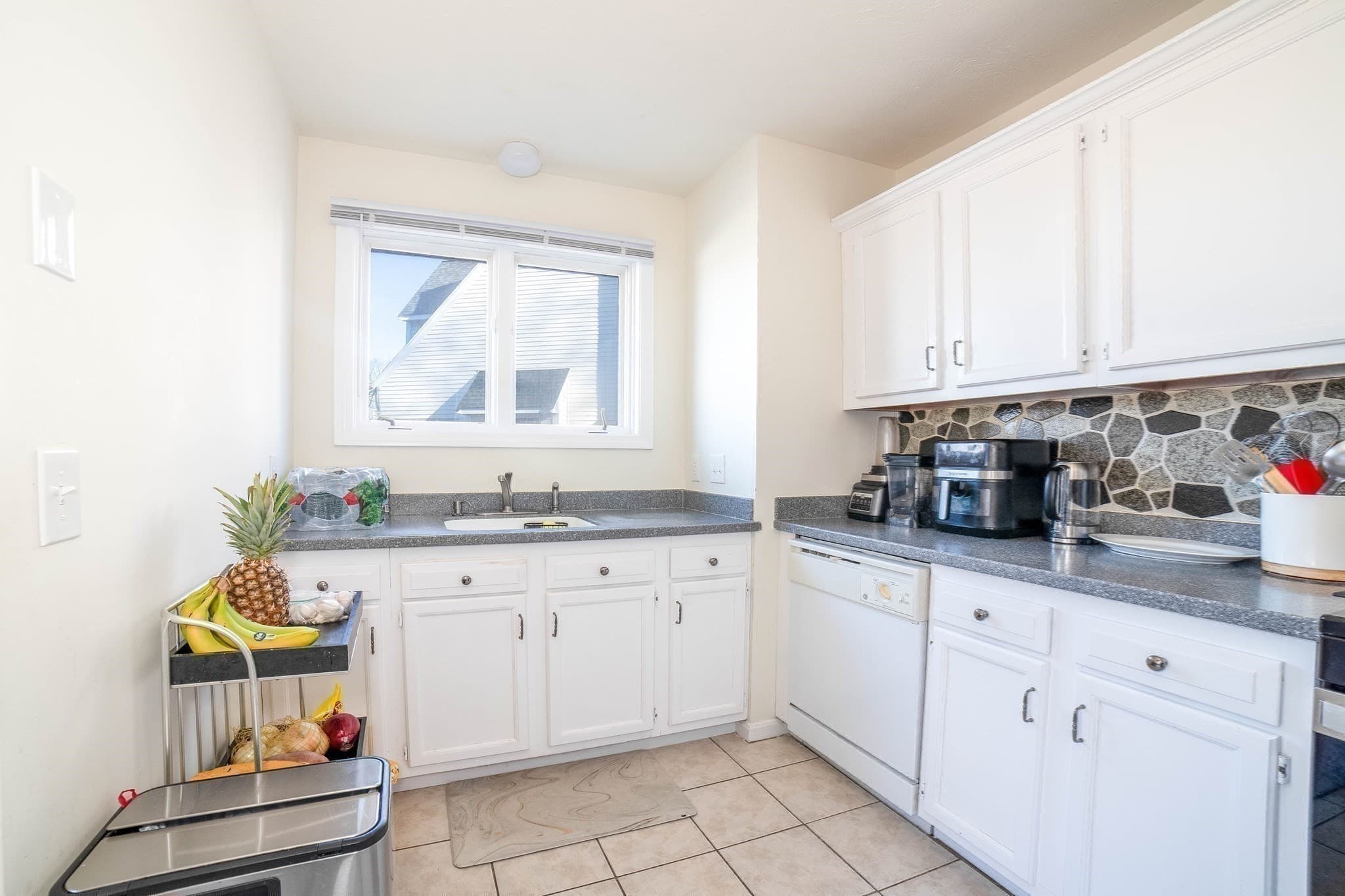 Condominium at 26 Mahogany Run # 26, Leominster MA 01453, photo 17 of 30