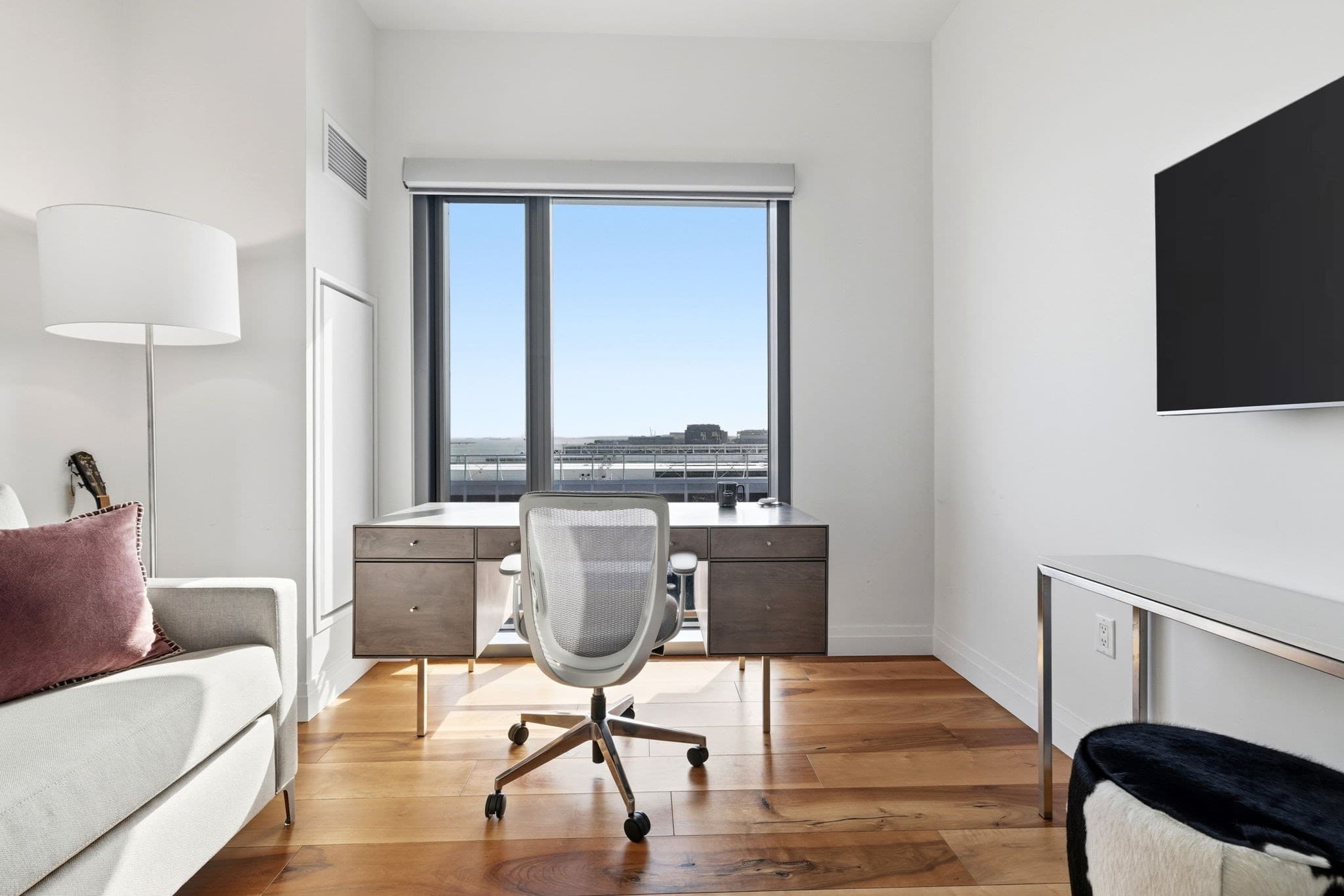 Condominium at 300 Pier 4 Blvd # 8E, Boston MA 02210, photo 16 of 30