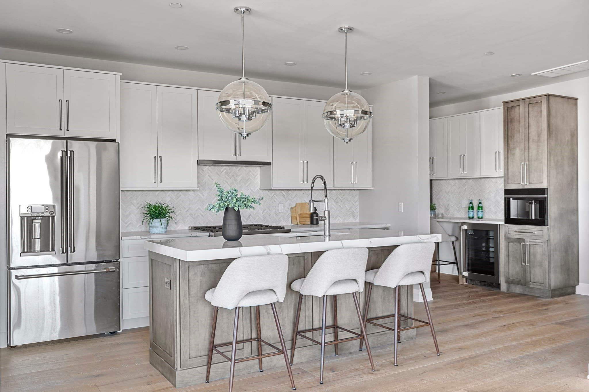 Condominium at 44 Ellery St, Boston MA 02127, photo 2 of 21